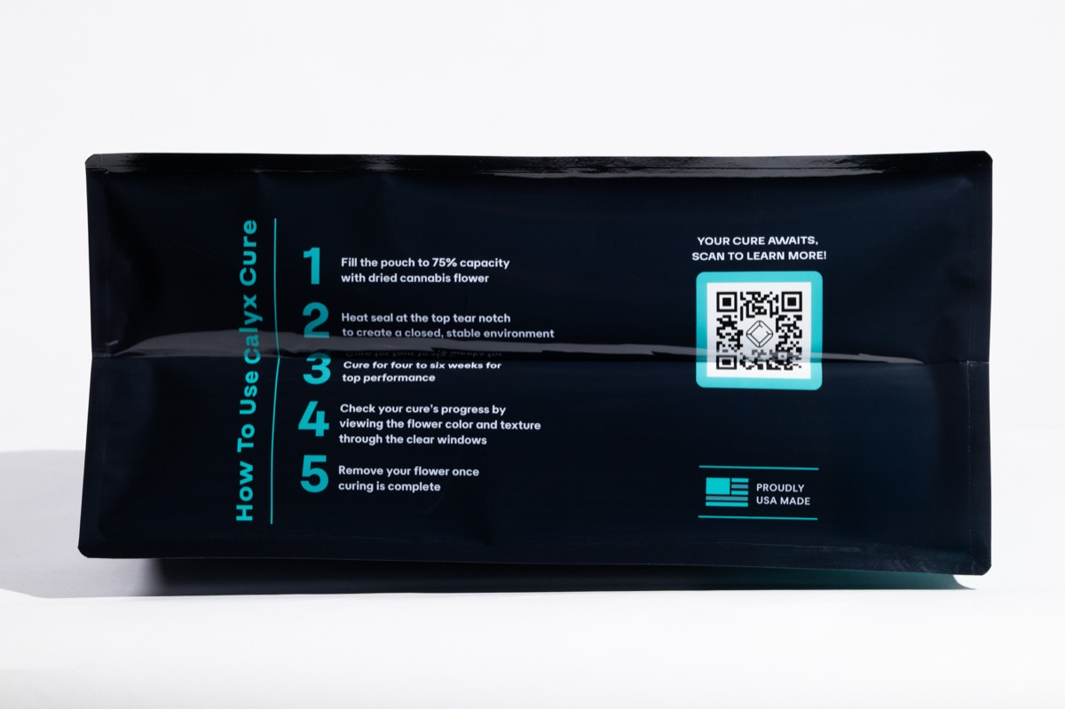 Calyx Cure bag bottom construction