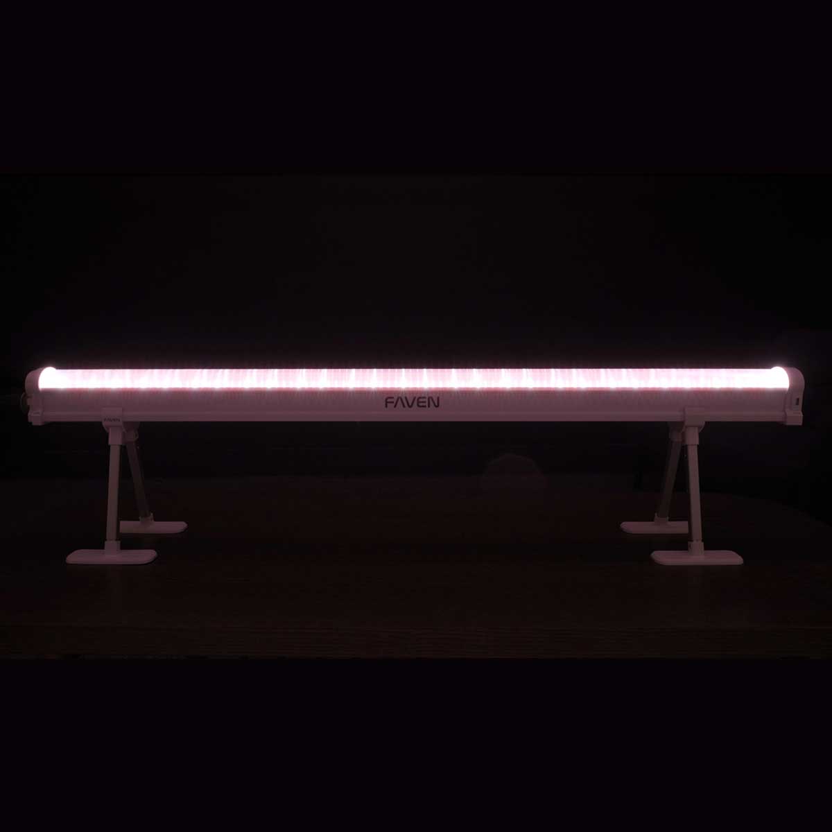 Faven R6 120W LED Grow Light under-canopy installation view